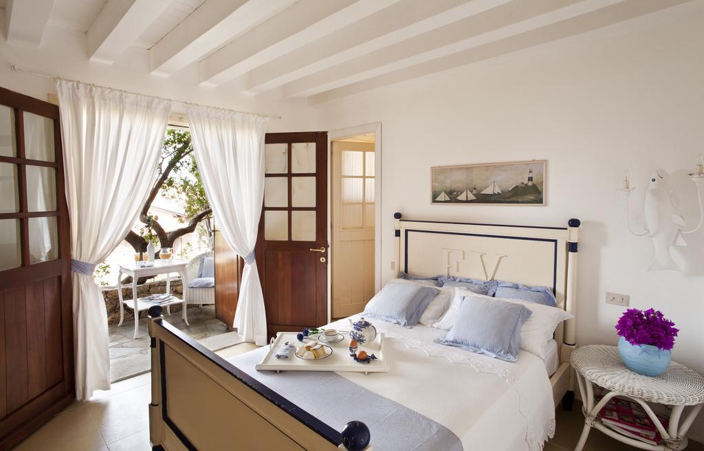 Villa Dei Tramonti Porto Rotondo Room photo